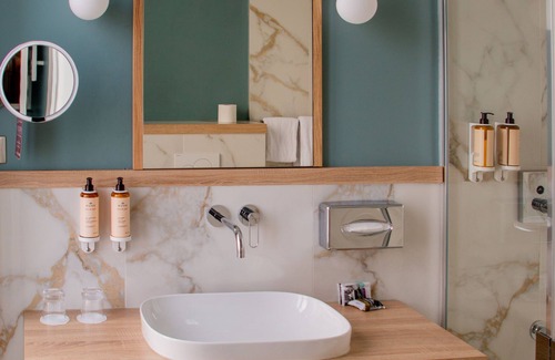 Les Cordeliers Hotel | Explore Mercure Lyon Centre Beaux Arts: 4-Star Eco Hotel