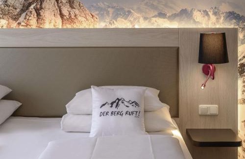 Dom Pedro Hotel | Discover Mercure München am Olympiapark: Pet-Friendly Stay