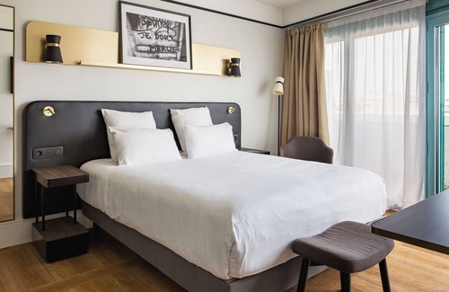 Les Puces de Saint-Ouen Hotel | Discover Mercure Paris Saint-Ouen: Family-Friendly Comfort