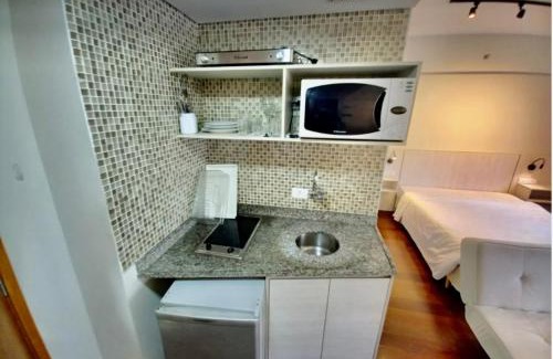 Sao Paulo Apartment | Prime Mercure Paulista: Family-Friendly with Pool Access