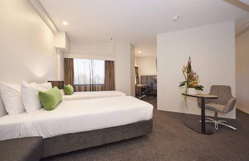 Penrith Hotel | Discover Comfort at Mercure Penrith - 4-Star Retreat
