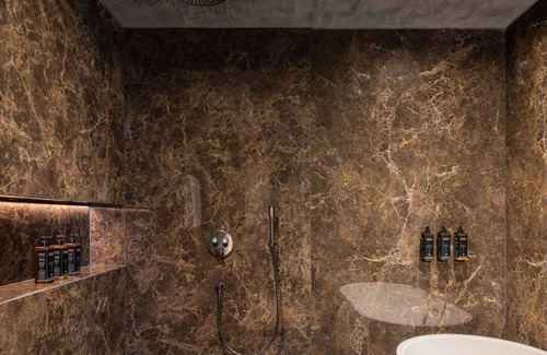 Pristina Hotel | Discover Mercure Prishtina City: Guest Rated 9.8/10