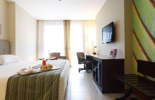 Pituba Hotel | Comfortable Stay at Mercure Salvador Pituba with Pool & Spa