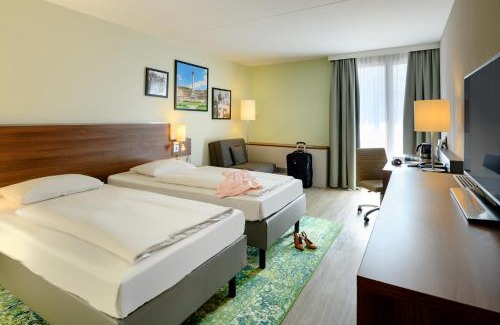 Sindelfingen Hotel | Pet-Friendly Mercure Stuttgart Sindelfingen with Pool Access