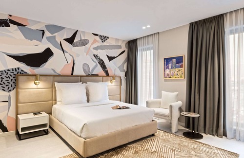 Tirana Hotel | Guest Rated 9.6: Family-Friendly Stay at Mercure Tirana