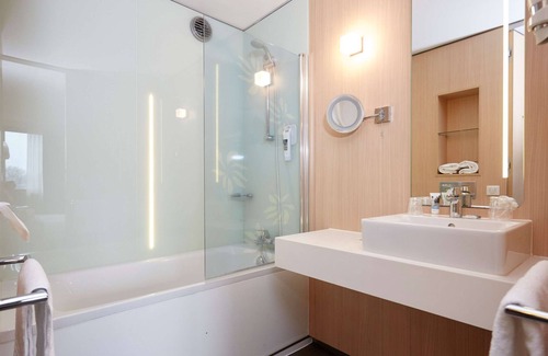 Valenciennes Hotel | Discover Mercure Valenciennes Centre: 4-Star Comfort Awaits