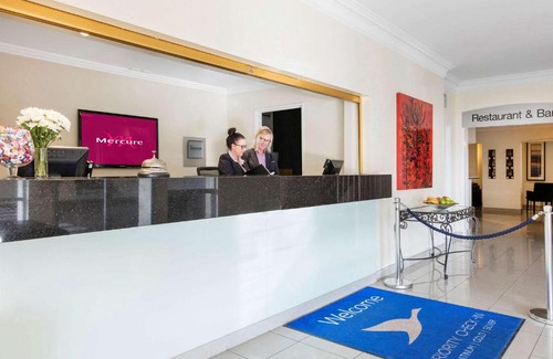 Wagga Wagga Hotel | Relax at Mercure Wagga Wagga: Pool, Dining & Family Friendly