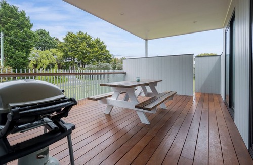 Venus Bay House | Beachfront Retreat at Mercury Bay - Family-Friendly Escape