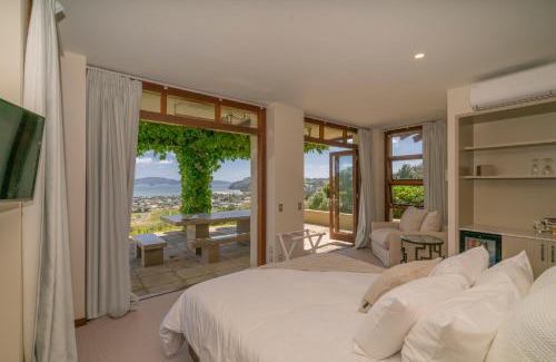 Cooks Beach Cabin | Oceanfront Retreat at Mercury Ridge - Guest Rated 9.8