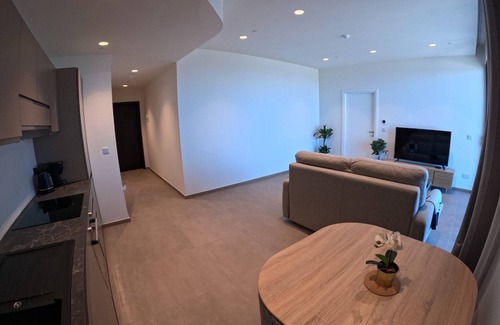 St. Julian's Apartment | Mercury Tower Suite: Modern Comfort in City Center