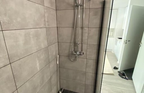 Itainen District Apartment | Spacious One-Bedroom Near the Sea - Rated 8.8/10