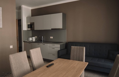 Narva-Joesuu Hotel | Top-Rated Merepargi ApartHotel & Cafe with Pool and Spa