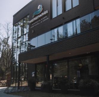 Narva-Joesuu Hotel | Discover Merepargi ApartHotel & Cafe: 4-Star Ocean View Retreat