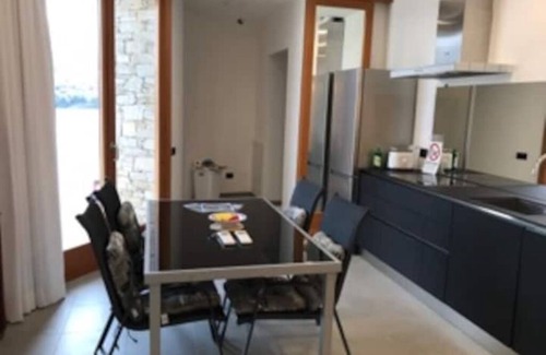 Mergozzo Apartment | Mergozzo Beach Riviera