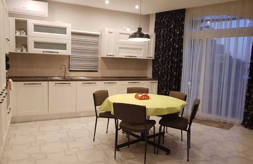 Marsalforn Apartment | Beachfront Corner Apartment with Family-Friendly Amenities