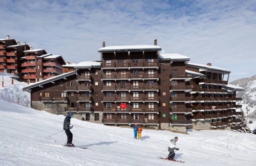 Meribel-Mottaret Apartment | Scenic MERIBEL-MOTTARET Apartment with Mountain Views