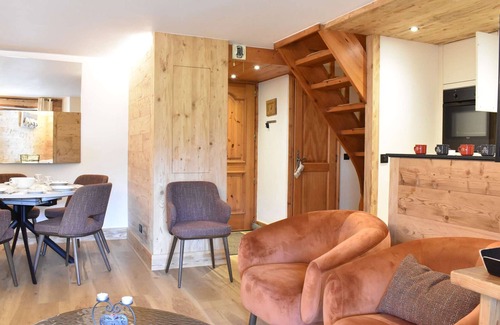 Meribel Village Apartment | Family-Friendly Apartment Méribel with Spa and Kitchen Access