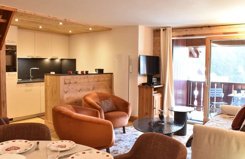 Meribel Village Apartment | Family-Friendly Apartment Méribel with Spa and Kitchen Access