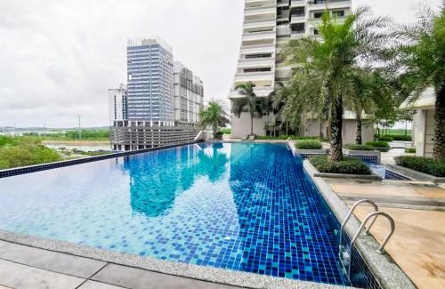 Medini Apartment | Family-Friendly Meridin Medini Suite near LEGOLAND Awaits