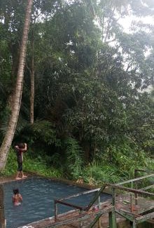 Moni House | Discover Family-Friendly Comfort at Merids with Hot Tub