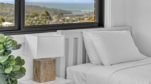 Merimbula House | Discover Merimbula Heights 1: Your Perfect Getaway