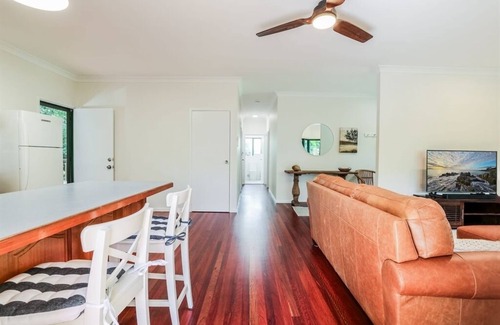 Agnes Water Apartment | Pet-Friendly Retreat at Merindah in Agnes Water