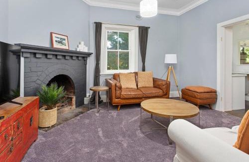Gerringong House | Family-Friendly Merioola Retreat with 9.5/10 Guest Rating