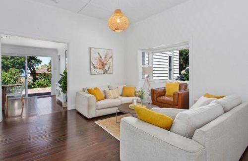 Gerringong House | Family-Friendly Merioola Retreat with 9.5/10 Guest Rating