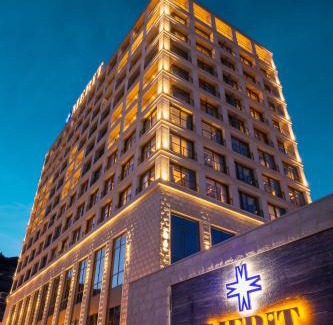 Budva Hotel | Experience Merit Starlit Hotel & Residences: 5-Star Paradise