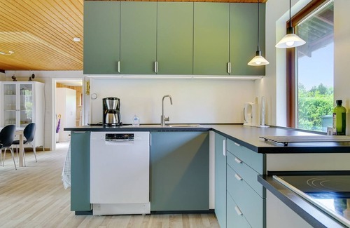 Kaldred House | Relaxing Ocean View Retreat at "Merita" Near the Sea