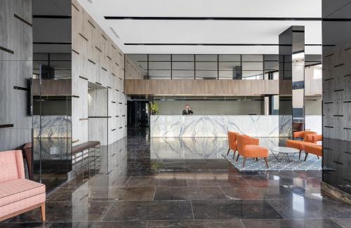 Parramatta Hotel | Discover Meriton Suites Church Street, Parramatta with Pool