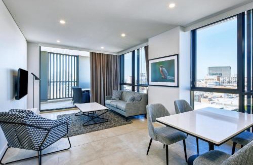 Liverpool Hotel | Unforgettable Stay at Meriton Suites Liverpool - 5 Star Comfort