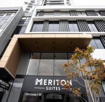 Liverpool Hotel | Unforgettable Stay at Meriton Suites Liverpool - 5 Star Comfort