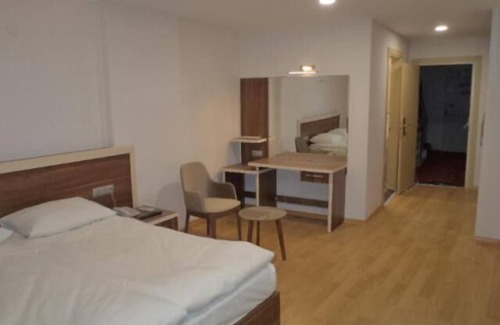 Konak Hotel | Discover Merkez Otel: Family-Friendly with Great Dining