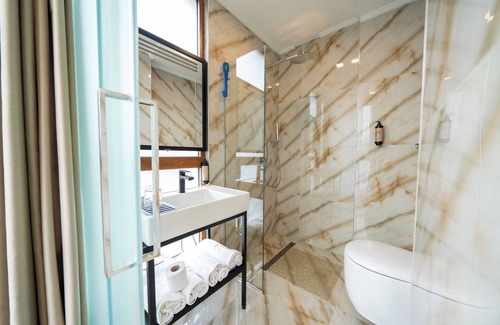 Berat Hotel | Highly Rated Merko Hotel with Spa & Family-Friendly Amenities