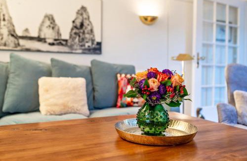 Baden-Baden Apartment | Merkurblick: 5-Star Family-Friendly Retreat with Perfect Reviews
