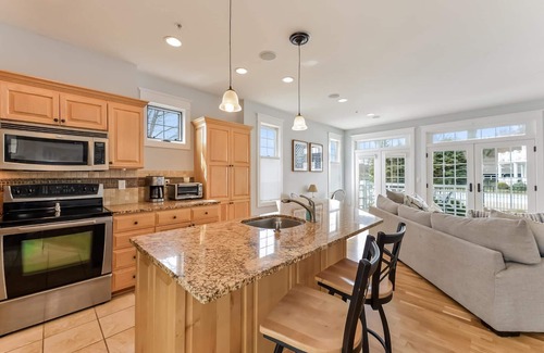 Saugatuck Villa | Mermaid Cove Villa: Family Retreat with Pool & Kitchen