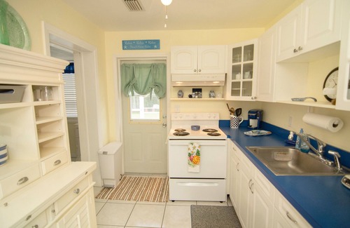 Roberta Heights House | Pet Friendly Mermaid House: Oceanfront Retreat with Hot Tub