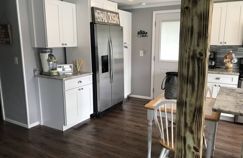 Weeki Wachee Gardens House | Mermaid Life: Family-Friendly Retreat with Gulf Access