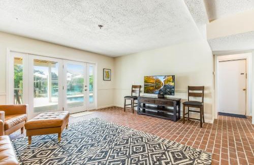Anna Maria House | Experience Mermaid Manor: Family-Friendly with Pool Access