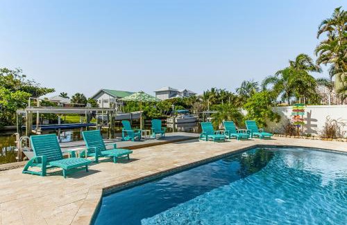 Anna Maria House | Experience Mermaid Manor: Family-Friendly with Pool Access