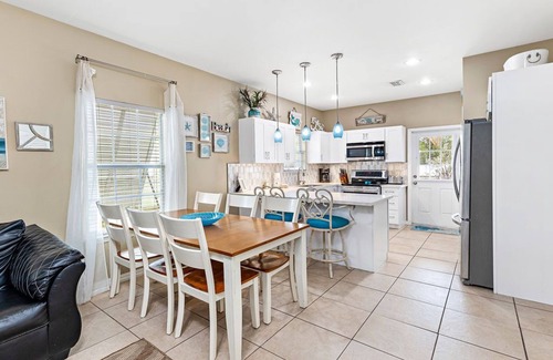 Orange Beach Villa | Escape to Mermaid's Lure: A Family-Friendly Retreat