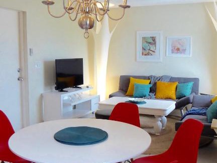 South Palm Park Neighborhood Association Apartment | Discover Mermaid Two: Pet-Friendly Haven with Hot Tub