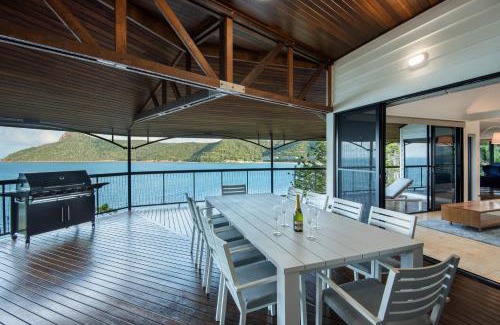 Hamilton Island House | Escape to Mermaids Reach on Hamilton Island with Ocean Views