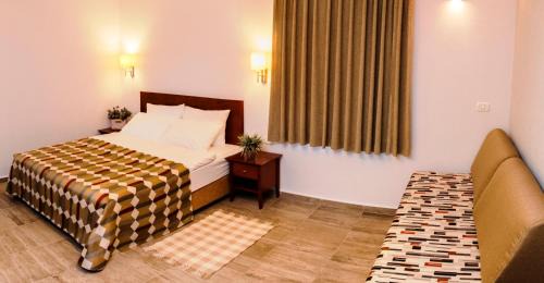 Merom Golan Hotel | Discover Merom Golan Resort with Oceanview Pools & Dining