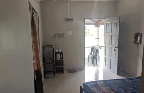 Penyabong House | Family-Friendly Retreat at Mersing Chalet Teluk Sisek