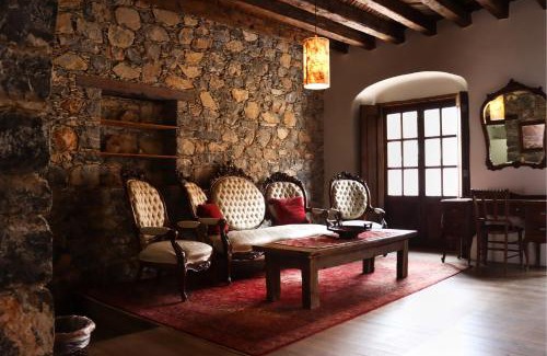 Real de Catorce Hotel | Indulge at Mesón de la Abundancia: Spa & Family-Friendly
