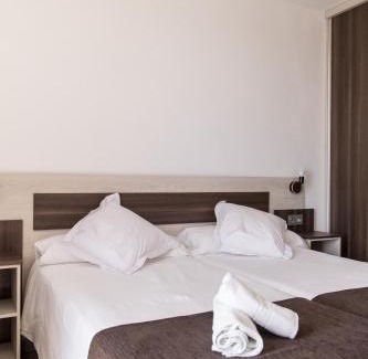 Medellin House | Cozy Mesón Hostal La Cabaña: Rated 9.2, Ideal for Families