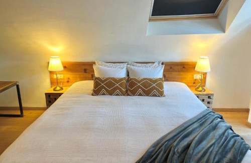 Wepion Bed & Breakfast | Charming Villa Mosan Bord de Meuse - Mes Caprices B&B