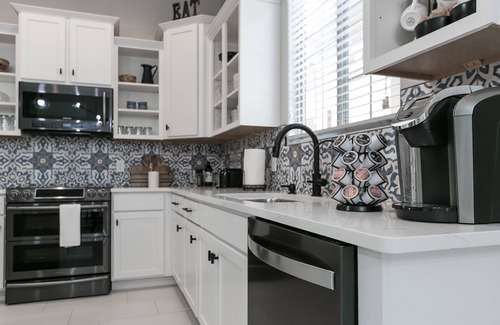 Mesa Hotel | Top-Rated Mesa Palms Ferro Townhouse with Pool & Spa